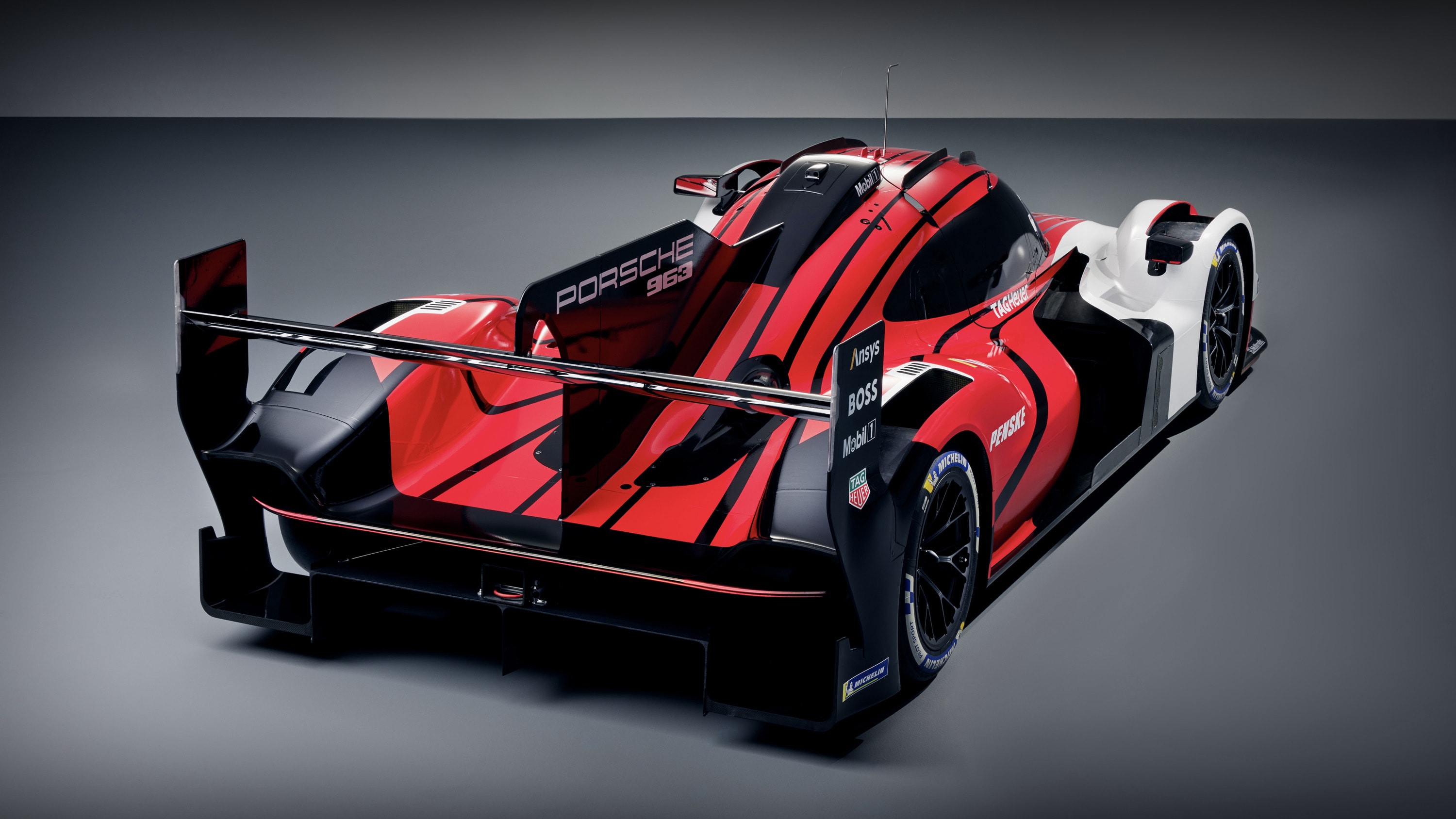 Porsche unveils the 963 racer at Goodwood - Autoblog